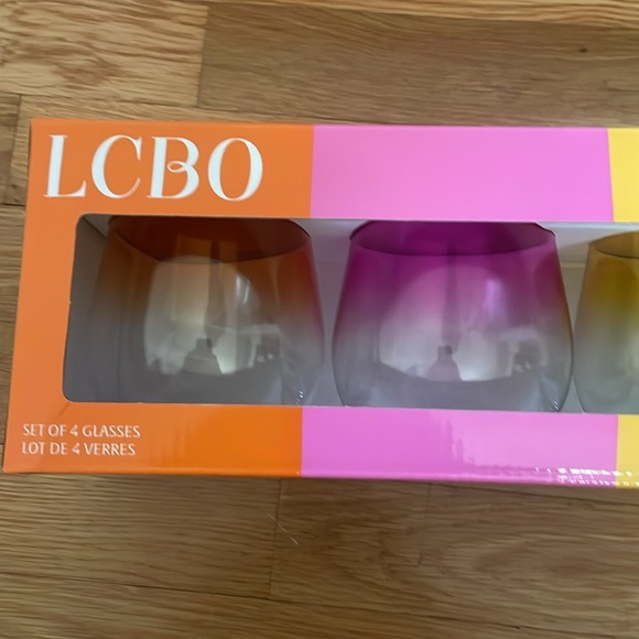 Brand new - Pride Wine Glasses - Picture 2 of 3